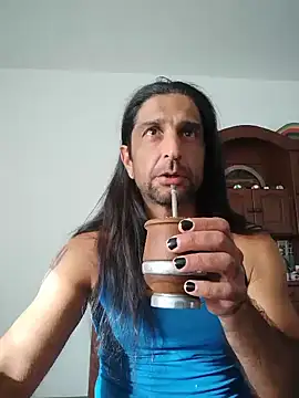 Nightcrawlers online show from 26, 6, 2026