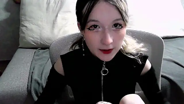 Lilfain baby online show from 1, 8, 2026