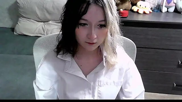 Lilfain baby online show from 5, 8, 2026