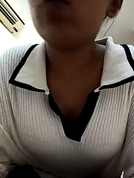 baby girl 099 online show from 29, 7, 2026