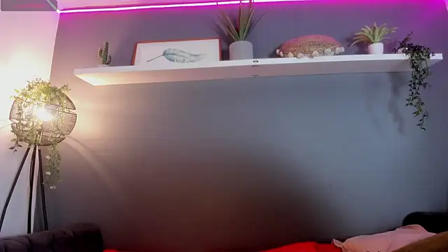 Lyana xz online show from 28, 7, 2026
