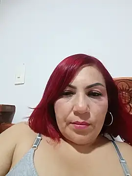 Agata Traviesa online show from 14, 6, 2026