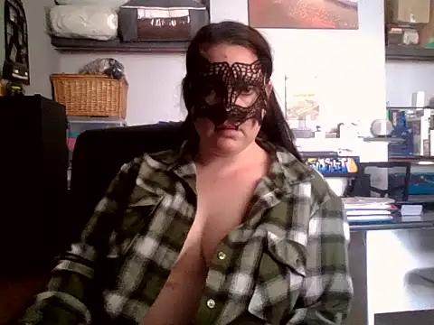 Snapshot of lucyladybug chatting on 7, 8, 2026 lucyladybug online show from 7, 8, 2026