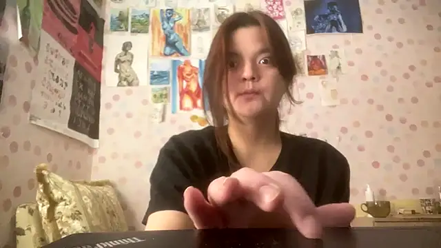 ZeldaSayre  online show from 5, 8, 2026