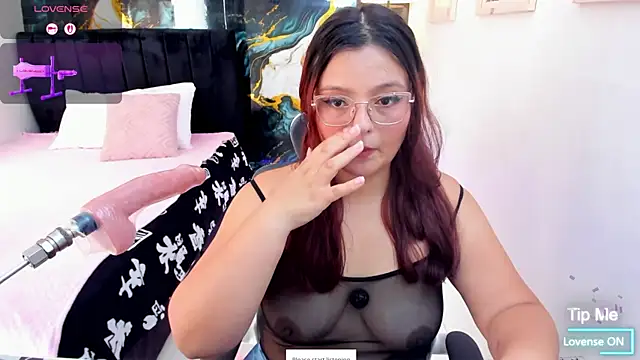 Miss Kloee online show from 25, 7, 2026