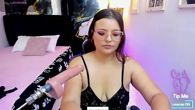 Miss Kloee online show from 26, 7, 2026