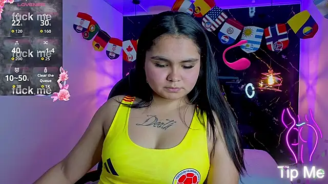 TifanyRoseX online show from 25, 6, 2026