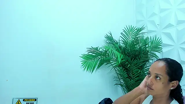 Daniela Spencerr online show from 24, 7, 2026
