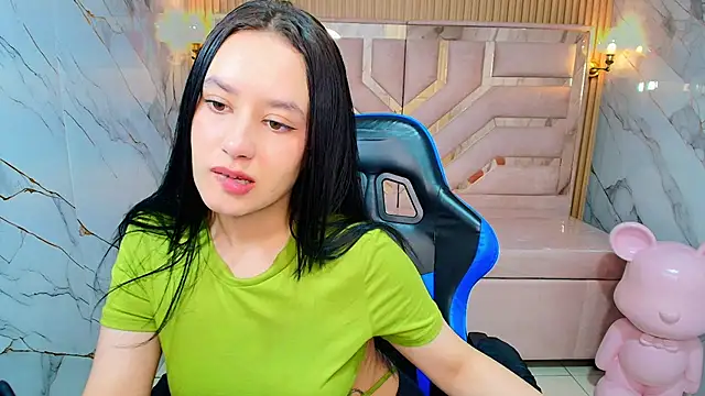 Aleja r  online show from 3, 7, 2026