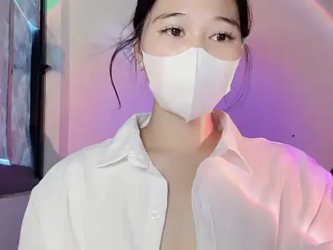 Snapshot of miumiubeauty chatting on 7, 7, 2026 miumiubeauty online show from 7, 7, 2026