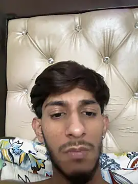 ronnnnn718 online show from 17, 7, 2026