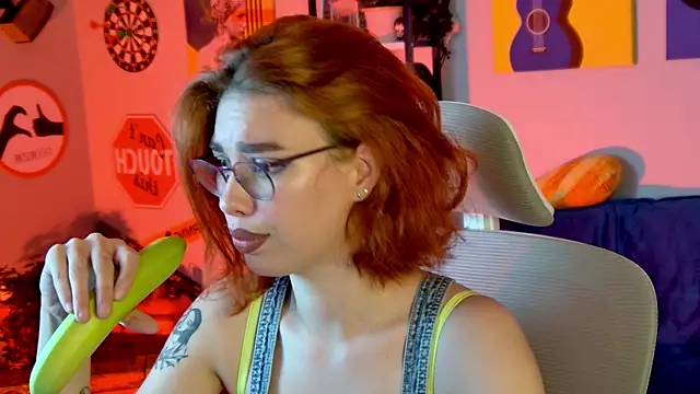 SeraphineDuskryn online show from 28, 7, 2026