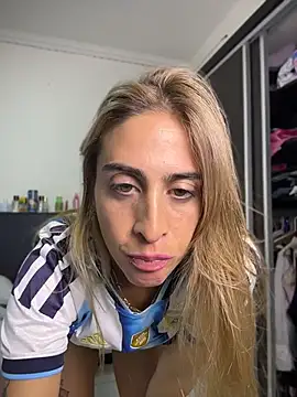 NicoleWilder online show from 24, 6, 2026