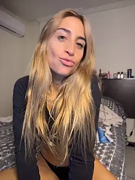 NicoleWilder online show from 1, 7, 2026