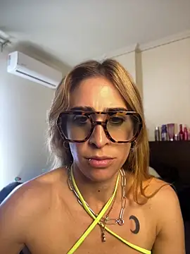 NicoleWilder online show from 27, 7, 2026