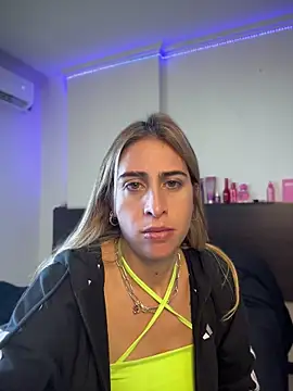NicoleWilder online show from 28, 7, 2026
