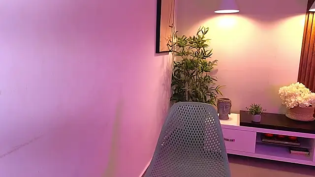 Snapshot of _Celeste_Hill chatting on 6, 7, 2026 Celeste Hill online show from 6, 7, 2026