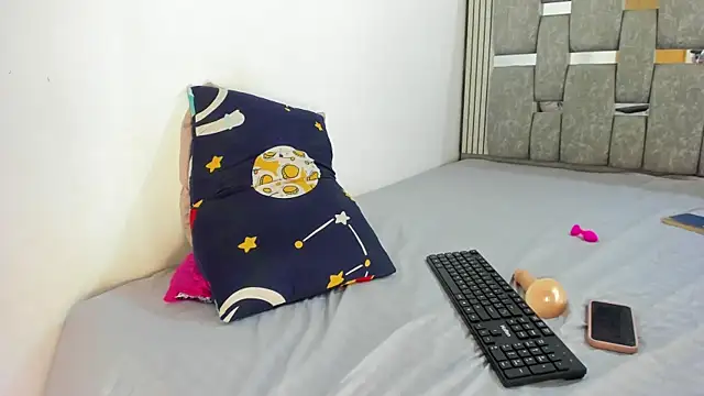 Snapshot of barbie__doll_09 chatting on 15, 7, 2026 barbie doll 09 online show from 15, 7, 2026