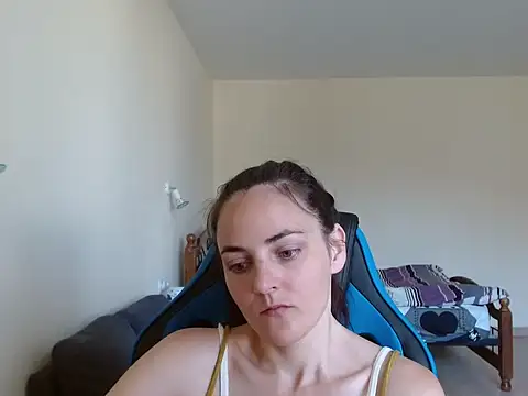 OliviaTheS online show from 14, 6, 2026