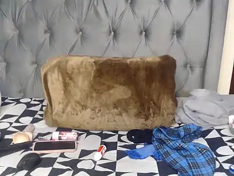 Snapshot of Loyal_Alisha chatting on 11, 7, 2026 Loyal Alisha online show from 11, 7, 2026