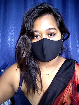 Snapshot of beauty_lisa- chatting on 18, 6, 2026 beauty lisa- online show from 18, 6, 2026