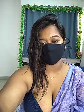 Snapshot of beauty_lisa- chatting on 2, 7, 2026 beauty lisa- online show from 2, 7, 2026
