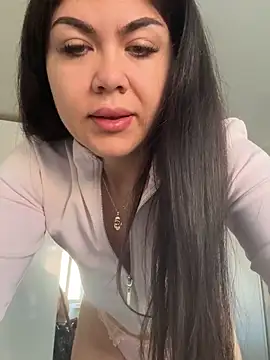 LoveYou2899 online show from 16, 6, 2026