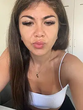 LoveYou2899 online show from 30, 7, 2026