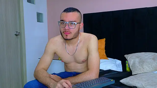 Matia Zelvya online show from 8, 7, 2026