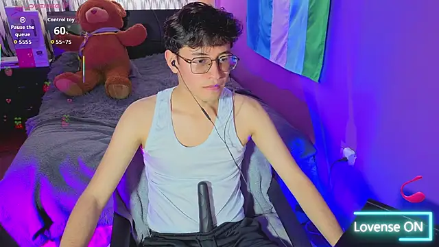 Angelito Twink online show from 13, 7, 2026