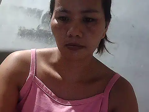 Snapshot of mymommy69 chatting on 4, 7, 2026 mymommy69 online show from 4, 7, 2026