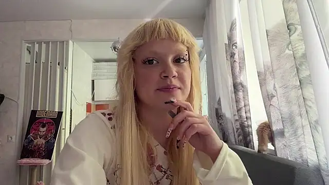FreedaDeloach online show from 24, 6, 2026
