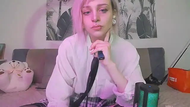 FreyaKatty online show from 8, 7, 2026