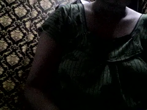 Snapshot of rashmi007 chatting on 2, 7, 2026 rashmi007 online show from 2, 7, 2026