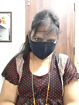 Snapshot of Tamil_white_beauty chatting on 26, 6, 2026 Tamil white beauty online show from 26, 6, 2026
