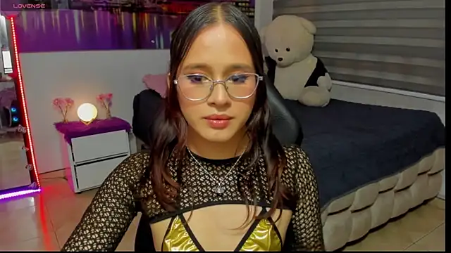 kumikoxxx online show from 11, 7, 2026