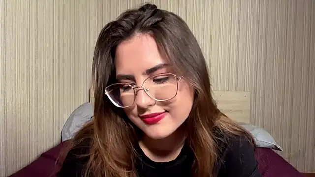 Mina Aston online show from 30, 7, 2026