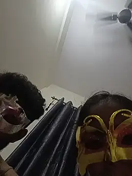 cutecouple14324 online show from 18, 6, 2026