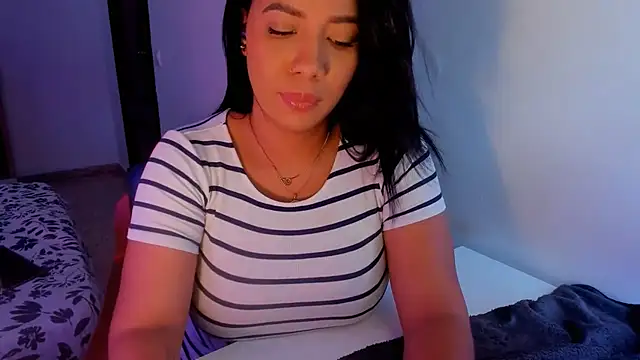 NicolePasqualott online show from 5, 8, 2026