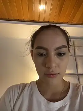 Snapshot of MegaanRouse_ chatting on 24, 6, 2026 MegaanRouse online show from 24, 6, 2026