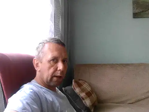 RafalekRozmarynowski81 online show from 1, 7, 2026