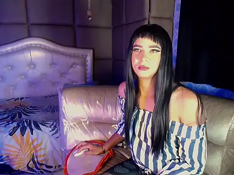 Clarissa Gill online show from 17, 6, 2026