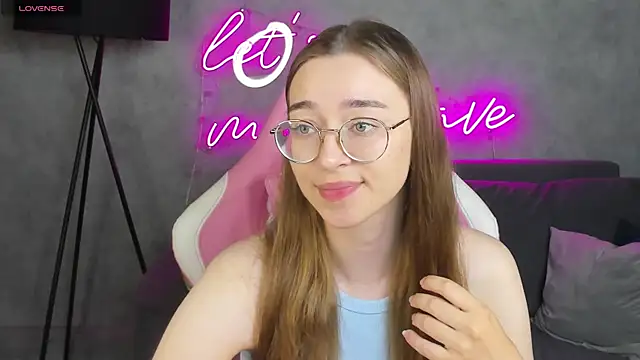 Lucy Green online show from 28, 6, 2026