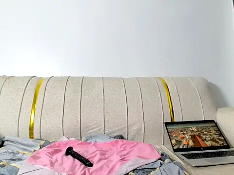 littlefrankie online show from 20, 6, 2026