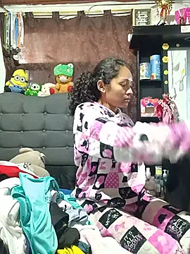Snapshot of Estrella2001 chatting on 14, 7, 2026 Estrella2001 online show from 14, 7, 2026