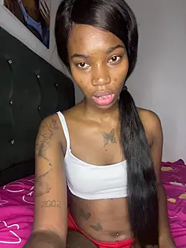 Snapshot of ShakiraThompss18 chatting on 14, 7, 2026 ShakiraThompss18 online show from 14, 7, 2026