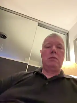 Snapshot of cumboy chatting on 2, 1, 2025 cumboy online show from 2, 1, 2025