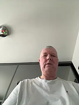 Snapshot of cumboy chatting on 1, 2, 2025 cumboy online show from 1, 2, 2025