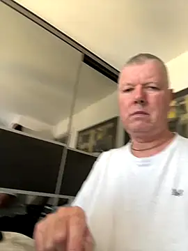 Snapshot of cumboy chatting on 22, 9, 2025 cumboy online show from 22, 9, 2025