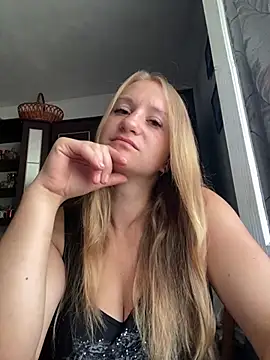 Emilia ki online show from 4, 8, 2026
